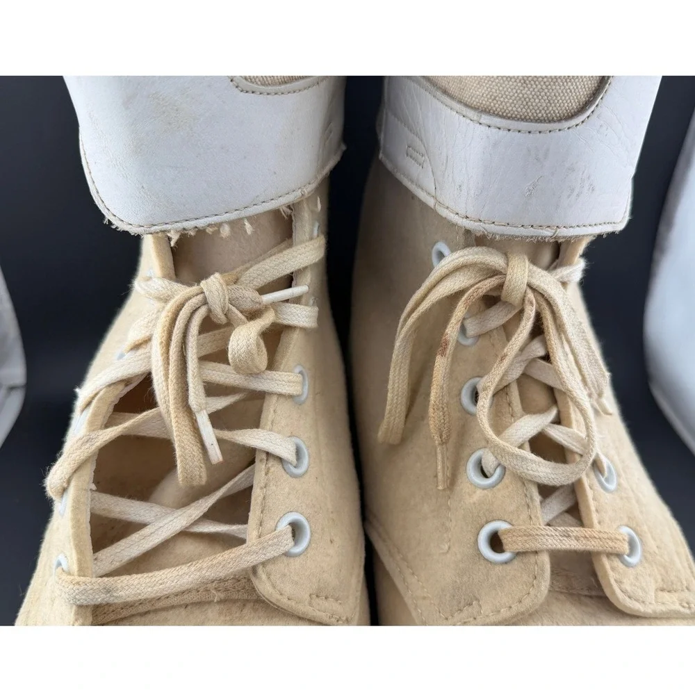 Vintage A.R. Hyde & Sons: QM-6677, Canvas Felt Mukluk Boots, Cream, Mens Large
